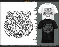 tijger hoofd mandala kunsten geïsoleerd Aan zwart en wit t shirt. vector