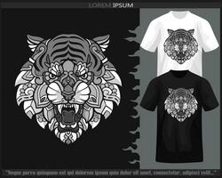 monochroom tijger hoofd mandala kunsten geïsoleerd Aan zwart en wit t shirt. vector