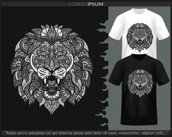 monochroom leeuw hoofd mandala kunsten geïsoleerd Aan zwart en wit t shirt. vector