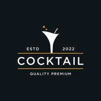 premie kwaliteit cocktail alcohol drinken logo ontwerp met wijnoogst stijl. logo voor bar, restaurant, kroeg, bedrijf, kenteken. vector