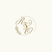 initialen ro bruiloft monogram logo met bladeren en elegant circulaire lijnen vector