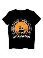 'Vrolijk halloween' t-shirt dat viert de magie van deze vakantie nacht. vector