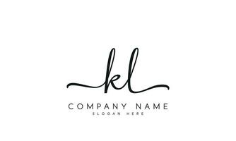 handschrift kl logo ontwerp. kl logo ontwerp vector illustratie Aan wit achtergrond. vrij vector