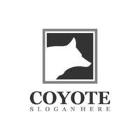 wolf hoofd logo ontwerp vector. coyote logo ontwerp sjabloon illustratie vector