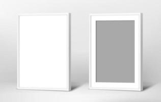 twee witte fotolijsten in interieur. vector mock-up