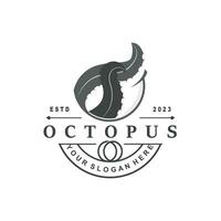 Octopus logo, oud retro wijnoogst ontwerp oceaan dier vector voelhoorn illustratie sjabloon