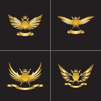 heraldische compositie met kroon, zwaarden, vleugels, schild en lint. vector
