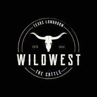 Longhorn Texas boerderij dieren in het wild wijnoogst logo sjabloon ontwerp. voor insignes, restaurants, boerderijen en ondernemingen. vector