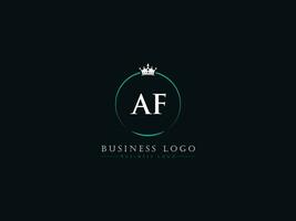 kleurrijk kroon af logo afbeelding, modern af luxe cirkel brief logo vector