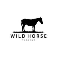 wild paard logo boerderij ontwerp silhouet gemakkelijk vector illustratie sjabloon