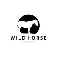wild paard logo boerderij ontwerp silhouet gemakkelijk vector illustratie sjabloon