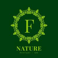 brief f natuur grens krans eerste logo voor winkel spa en schoonheid welzijn vector