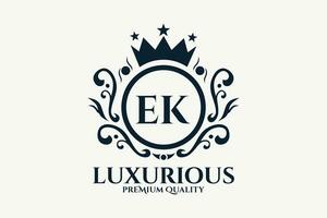 eerste brief ek Koninklijk luxe logo sjabloon in vector kunst voor luxueus branding vector illustratie.