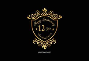 12 verjaardag viering logotype met handschrift gouden kleur elegant ontwerp vector