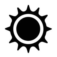 de zon silhouet vector. zwart en wit zon geïsoleerd. vector illustratie