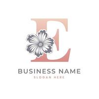 e brief logo met bloem. bloemen e logo vrouwelijk luxe logo ontwerp vector