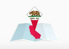 Californië is afgebeeld Aan een gevouwen papier kaart en vastgemaakt plaats markeerstift met vlag van Californië. vector