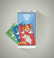 zilver smartphone en drie bank debiteren credit kaarten binnen scherm. concept van mobiel bank en online betaling, vector illustratie Aan grijs achtergrond met lang schaduw