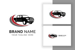 auto pick-up logo ontwerp. vrachtwagen pick-up en weg vectorillustratie. vector