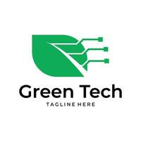 groen tech logo ontwerp sjabloon. blad met digitaal gegevens technologie ontwerp grafisch vector illustratie