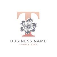 t brief logo met bloem. bloemen t logo vrouwelijk luxe logo ontwerp vector