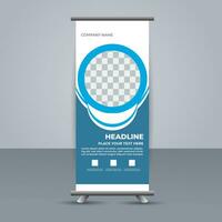 professioneel bedrijf rollen omhoog Scherm standee sjabloon ontwerp vector