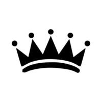 kroon icoon. een gemakkelijk, zwart silhouet van Koninklijk kroon. vector illustratie geïsoleerd Aan wit achtergrond. ideaal voor logo's, emblemen, insigne. kan worden gebruikt in branding, web ontwerp