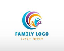 familie logo pret gelukkig familie logo zorg familie vector