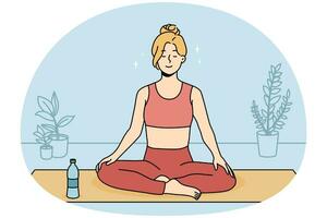 kalmte jong vrouw in sportkleding zittend Aan mat beoefenen yoga Bij huis. glimlachen ontspannen meisje mediteren binnenshuis. meditatie en spanning Verlichting. vector illustratie.