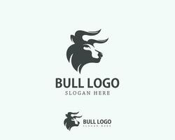 stier logo creatief hoofd zwart vector ontwerp dier sterk