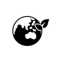 groen aarde planeet icoon. gemakkelijk solide stijl. wereld ecologie, wereldbol met bladeren, eco milieu logo, opslaan natuur concept. zwart silhouet, glyph symbool. vector illustratie geïsoleerd.