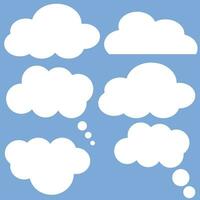 lang wit wolk stelt. abstract wit bewolkt reeks geïsoleerd vector illustratie met blauw achtergrond