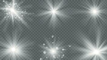 fakkels en stralen effect. wit licht uitbarsting, ster fonkeling. magie starburst straal met schitteren, realistisch zon gloed vector geïsoleerd reeks