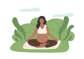 zwanger zwart vrouw mediteren buitenshuis. prenataal yoga. Afrikaanse donker huid vrouw in park zittend met poten gekruiste beoefenen meditatie. ontspannende oefening gedurende zwangerschap. vlak vector illustratie.