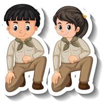 paar kinderen dragen safari-outfit stripfiguursticker vector