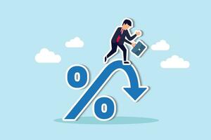 inflatie of interesseren tarief vallend omlaag, verminderen of vermindering, winst vallen in economisch recessie, voorraad markt waarde verlies, gevoed verminderen interesseren tarief, zakenman Aan percentage teken met vallend naar beneden vector