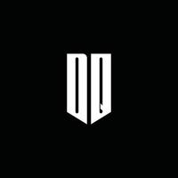 dq logo monogram met embleem stijl geïsoleerd op zwarte achtergrond vector