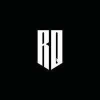 rq logo monogram met embleem stijl geïsoleerd op zwarte achtergrond vector
