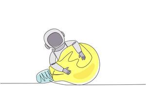 single doorlopend lijn tekening astronaut knuffelen gloeilamp. astronaut bouwen de eerste gegevensverwerking robot naar vergemakkelijken zoeken voor water en ijs Aan maan- oppervlak. een lijn ontwerp vector illustratie