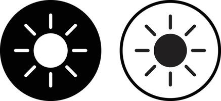 zon icoon reeks in twee stijlen geïsoleerd Aan wit achtergrond . helderheid icoon vector . intensiteit instelling icoon