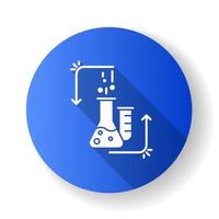 chemische reactie in lab kolf blauw platte ontwerp lange schaduw glyph pictogram. organische chemie. experiment uitvoeren. laboratorium werk. interactie met chemicaliën. vector silhouet illustratie