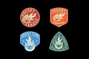 reeks van hockey insigne logos met hockey puck en brand schot element ontwerp voor hockey team en liga en kampioen vector