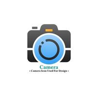 camera vector icoon in modern stijl geïsoleerd Aan wit achtergrond. camera concept icoon voor web en mobiel ontwerp.