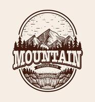 vector van berg logo, buitenshuis avontuur, embleem ontwerp, wijnoogst logo