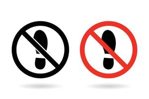 Nee schoenen waarschuwing teken. niet toegestaan schoen symbool. Nee voetstap teken. vector