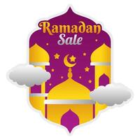 Islamitisch Ramadan uitverkoop etiket insigne banier sjabloon ontwerp in de wolk lucht achtergrond vector