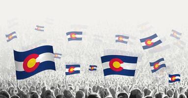abstract menigte met vlag van Colorado. volkeren protest, revolutie, staking en demonstratie met vlag van Colorado. vector