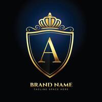 brief een kroon gouden logo luxe stijl concept vector