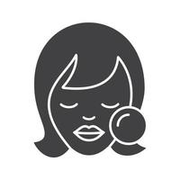 make-up glyph icoon. vrouw gezicht met make-upspons. blozen applicatie. schoonheidssalon. silhouet symbool. cosmetische verwijderen. negatieve ruimte. vector geïsoleerde illustratie