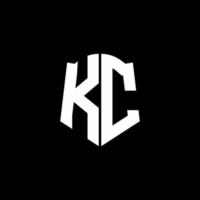 kc monogram brief logo lint met schild stijl geïsoleerd op zwarte achtergrond vector